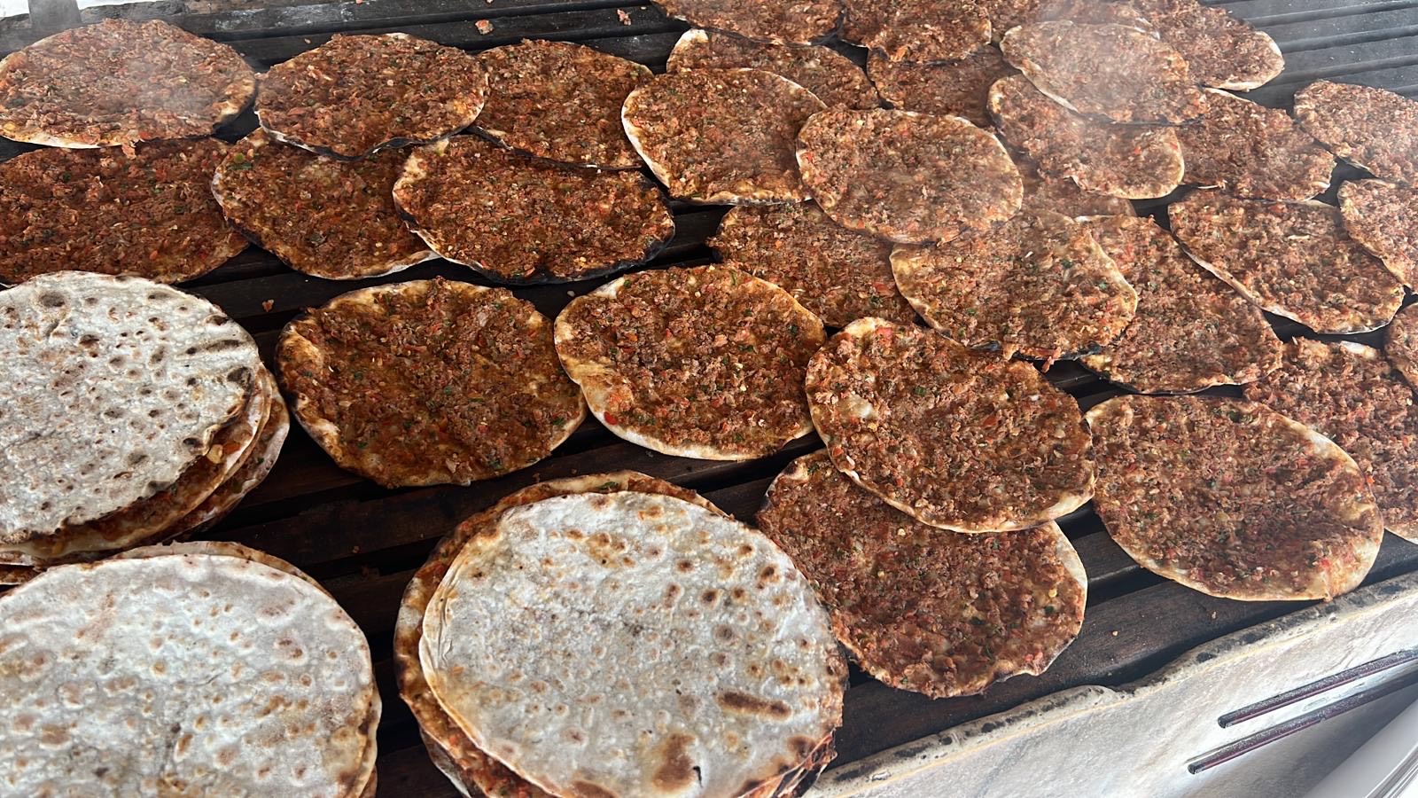 Lahmacun hazır